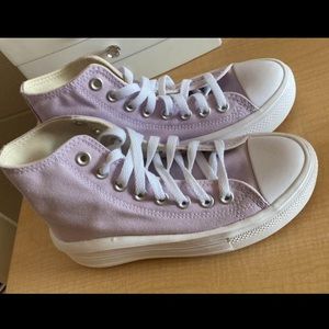 Light Purple All Star Move Converse Size 5
